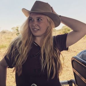 Meet your Posher, Anna